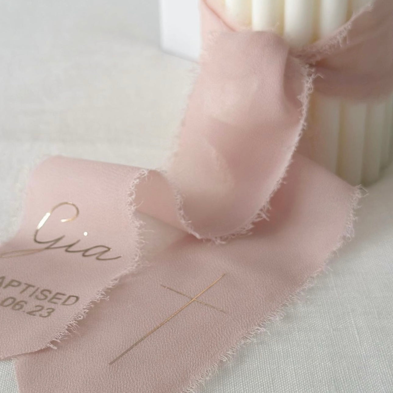 Chiffon ribbon candle