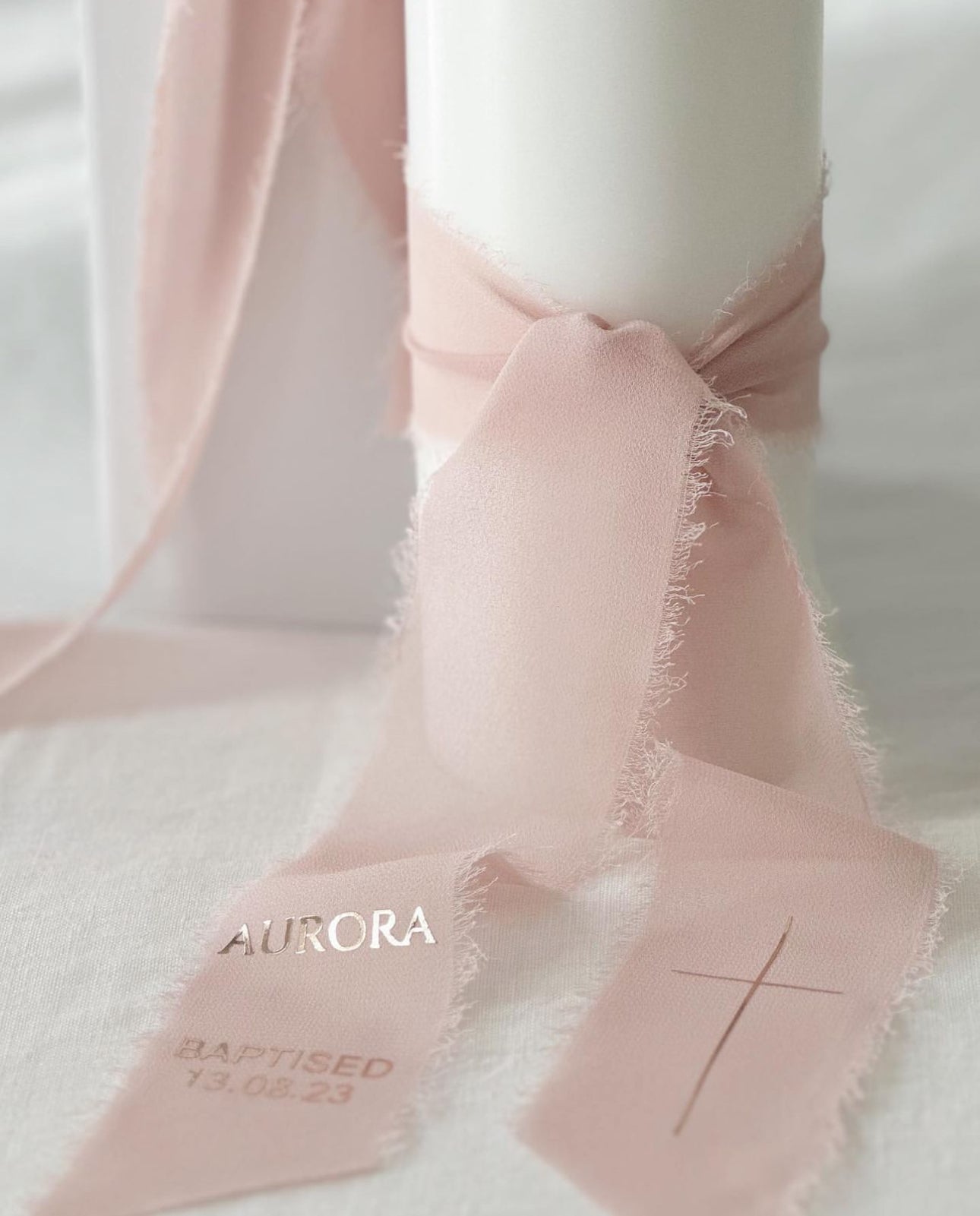 Chiffon ribbon candle