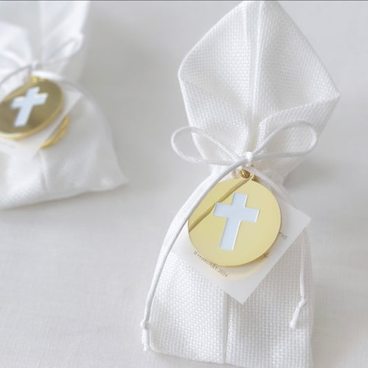 Jute bag with Gold cross keyring and 5 sugared almonds